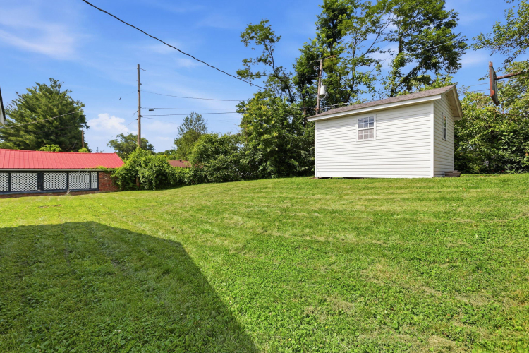 Listing Image 17