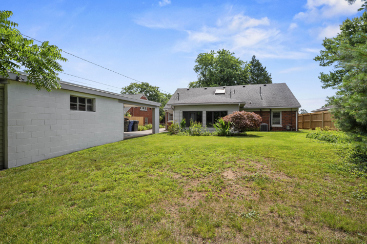 Listing Image 43