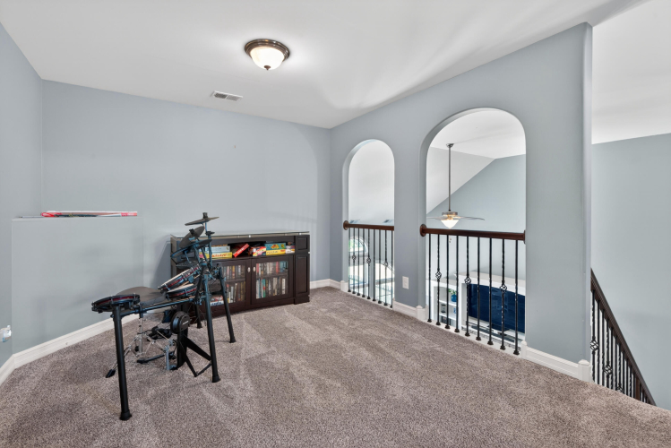 Listing Image 23