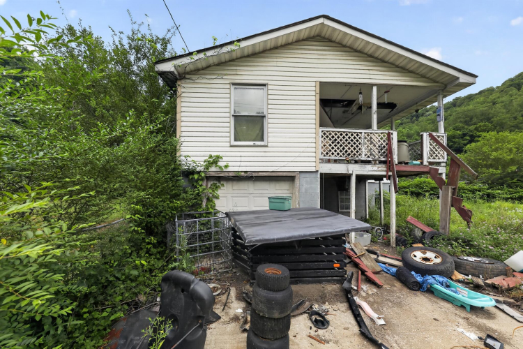 Listing Image 7