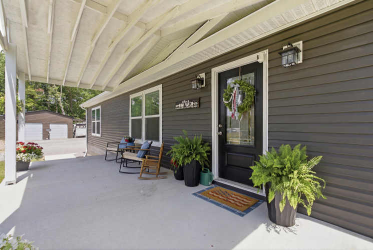 Listing Image 7