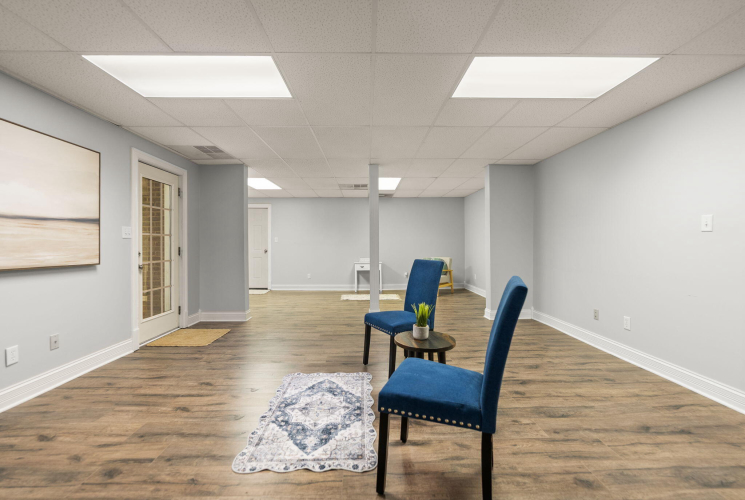 Listing Image 101