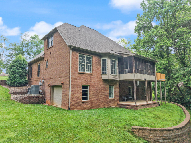 Listing Image 124