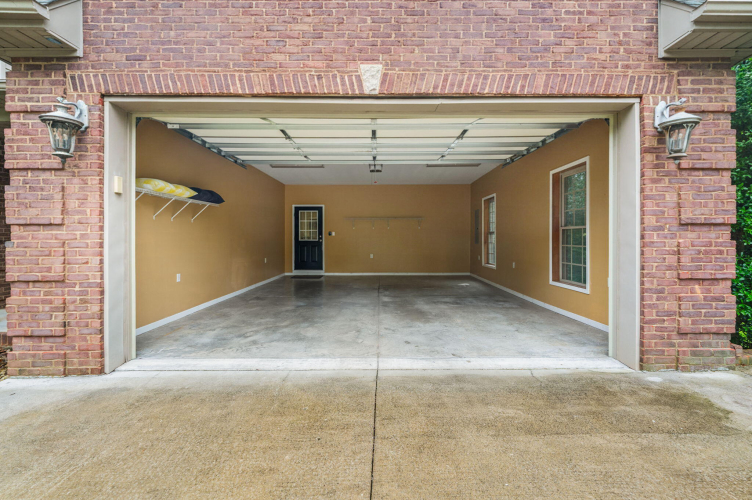 Listing Image 129