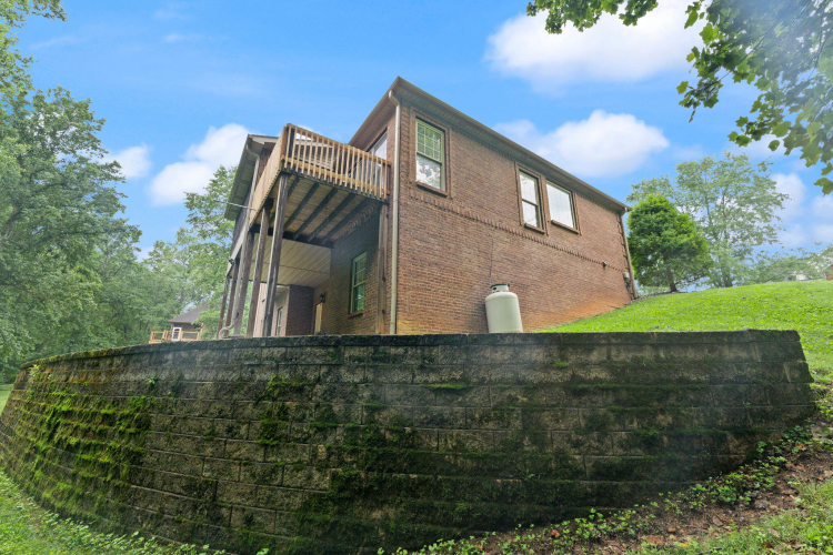 Listing Image 144