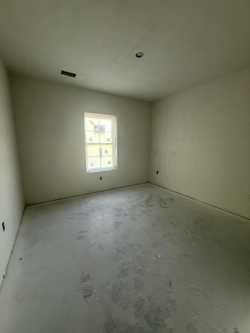 Listing Image 28