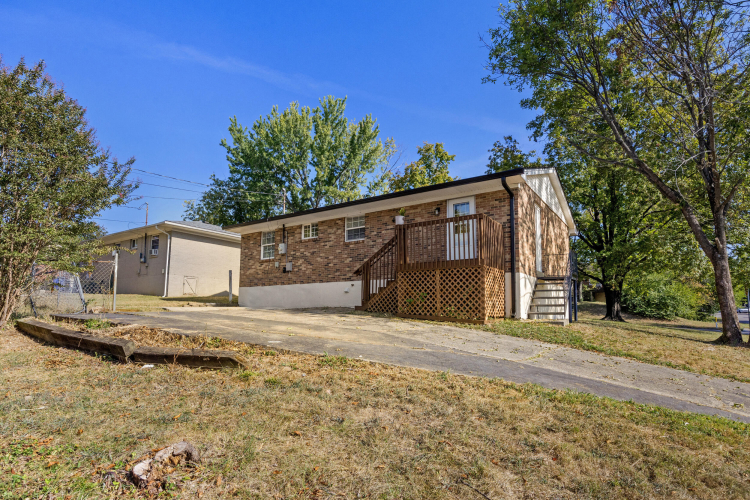 Listing Image 24