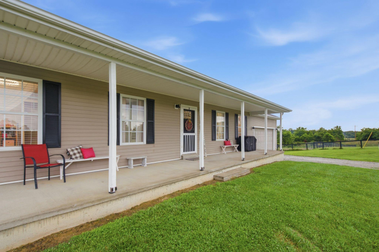 Listing Image 5