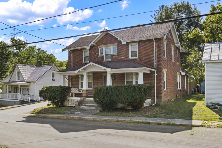 Listing Image 3