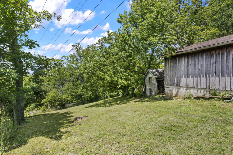 Listing Image 43