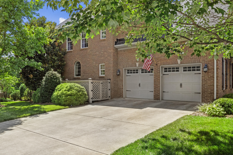 Listing Image 73