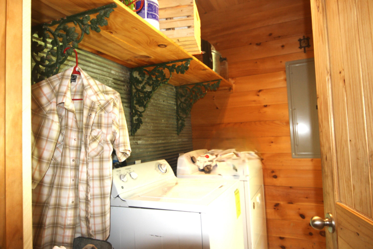 Listing Image 52