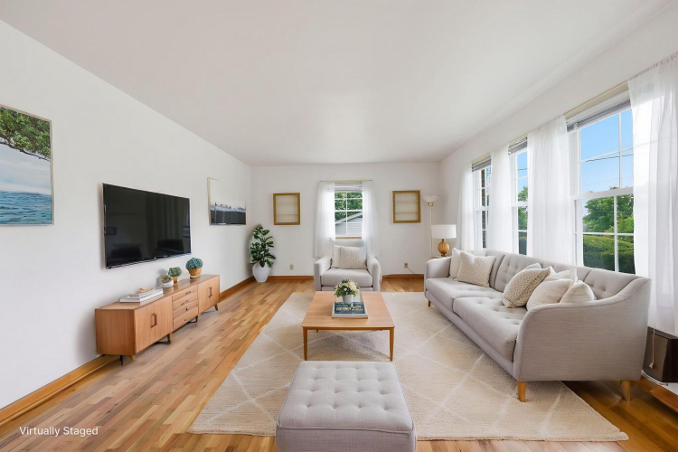 Listing Image 11