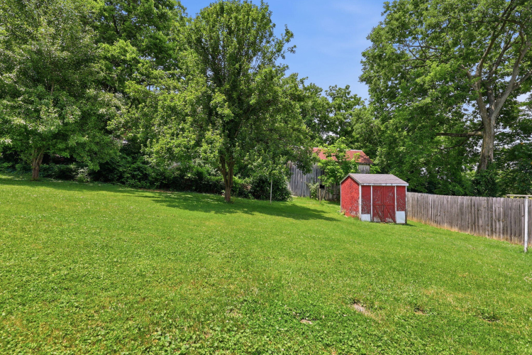 Listing Image 40