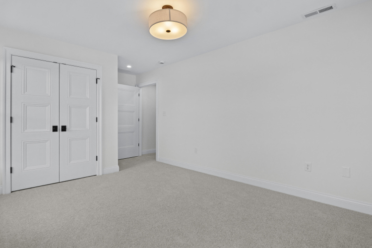 Listing Image 53