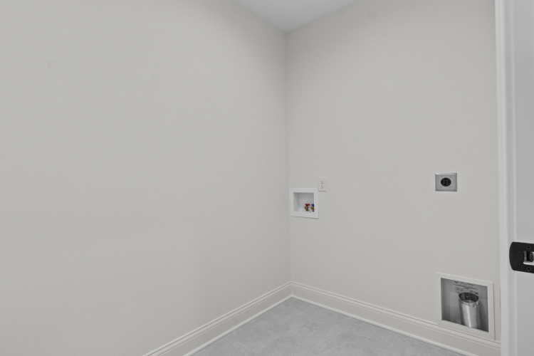 Listing Image 56