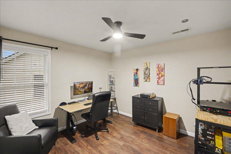 Listing Image 23