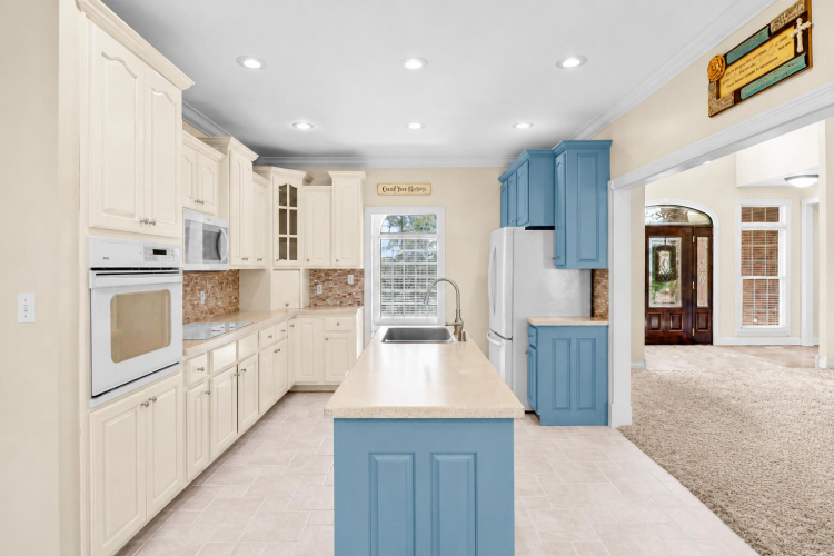 Listing Image 13