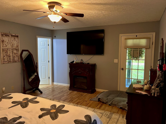 Listing Image 51
