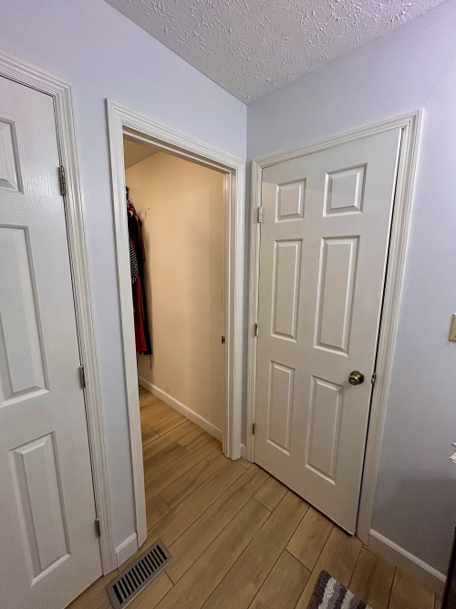 Listing Image 54