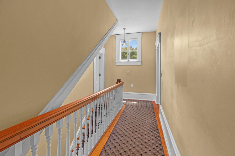 Listing Image 48