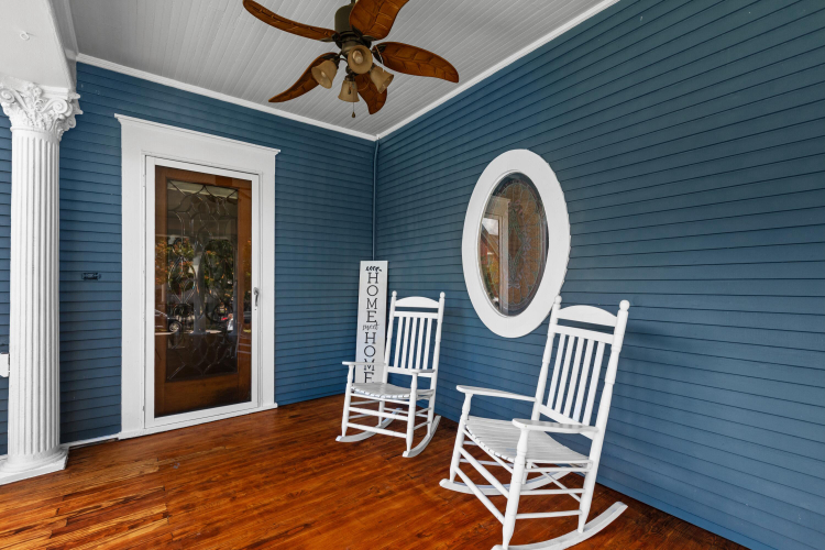 Listing Image 8