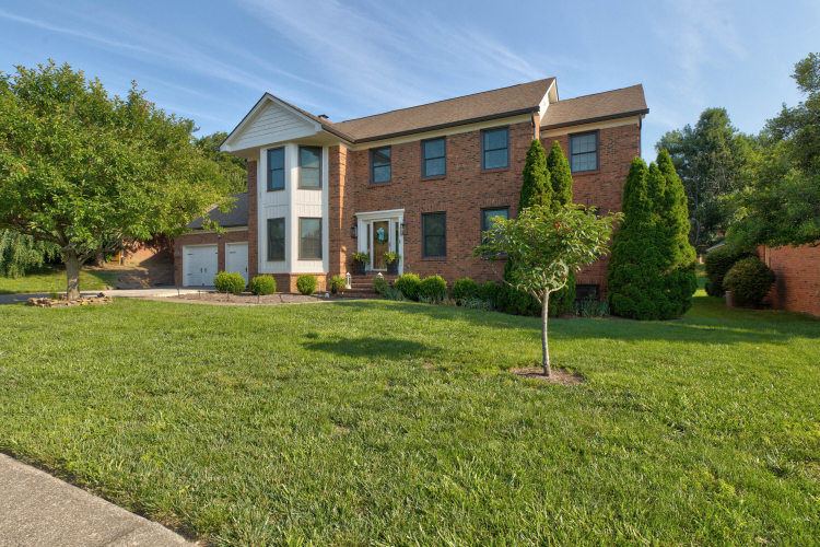 Listing Image 3