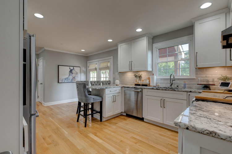 Listing Image 22