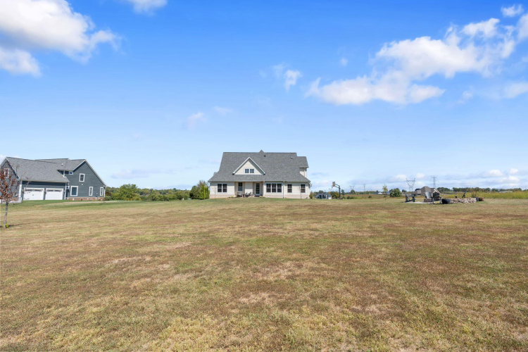 Listing Image 69