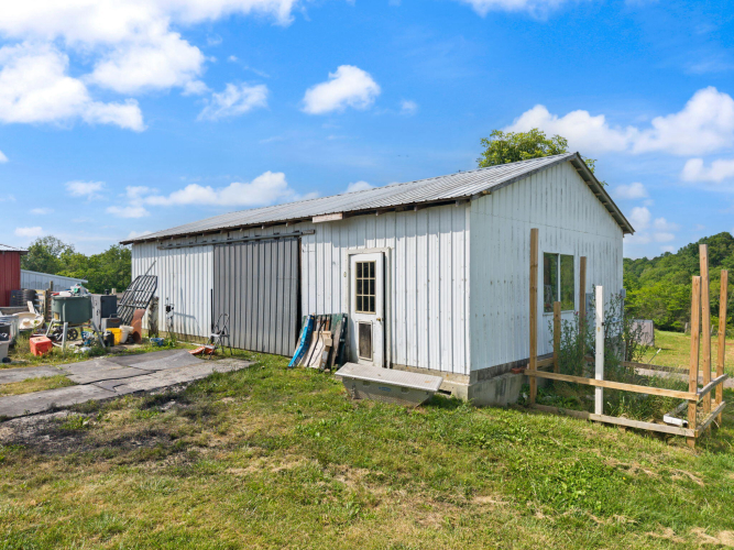 Listing Image 43