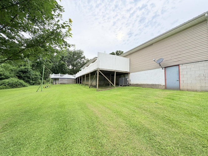 Listing Image 13