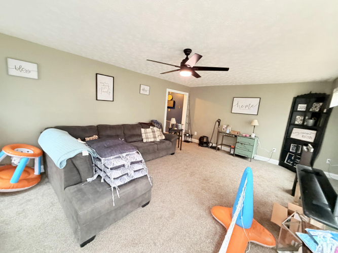 Listing Image 61