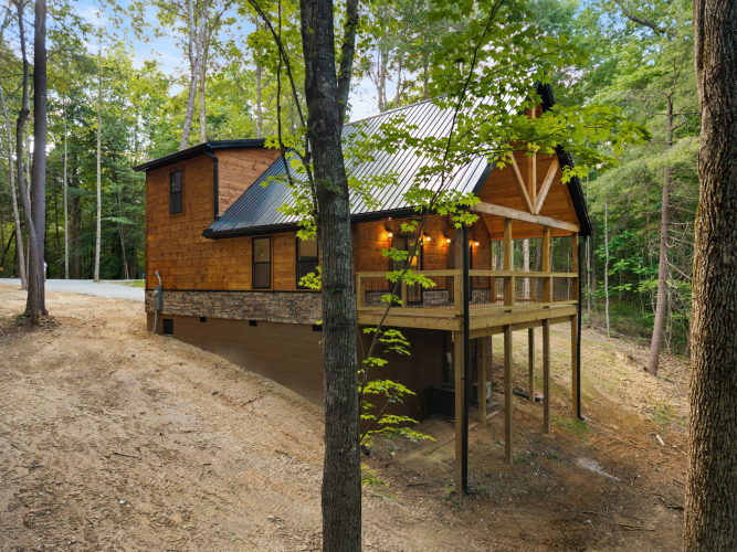 Listing Image 7