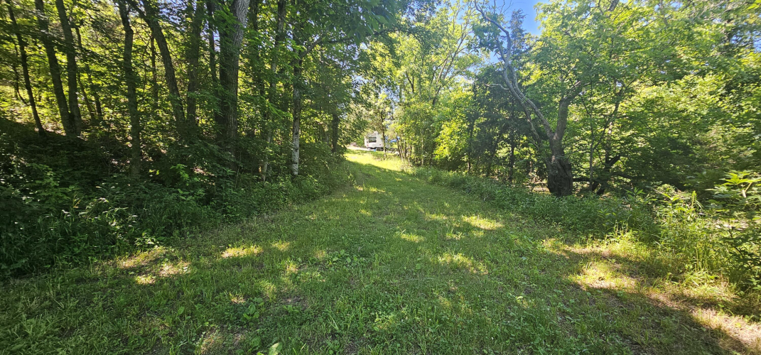 Listing Image 76