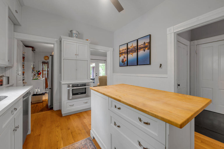 Listing Image 18