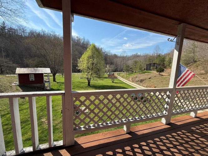Listing Image 6