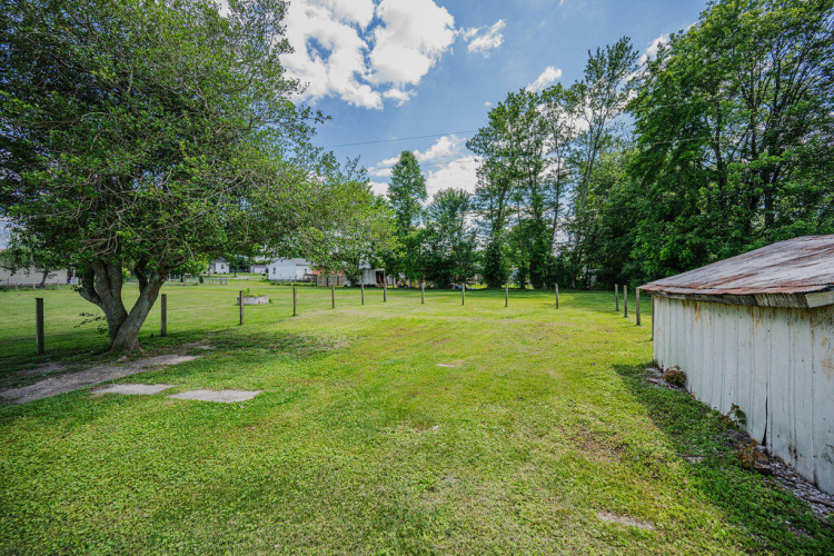 Listing Image 28