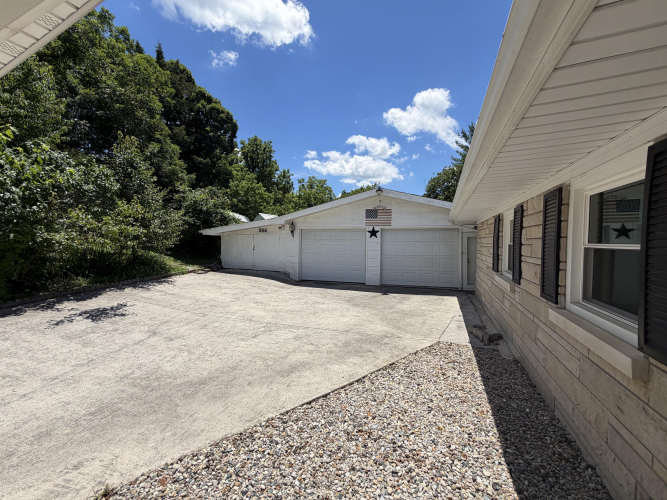 Listing Image 26