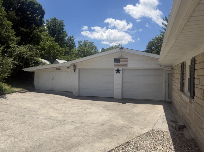 Listing Image 27