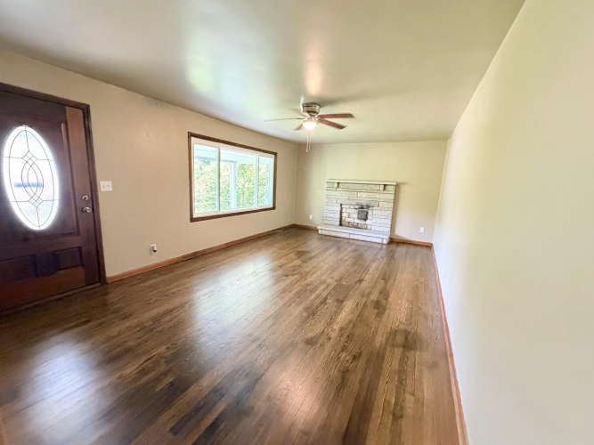 Listing Image 56