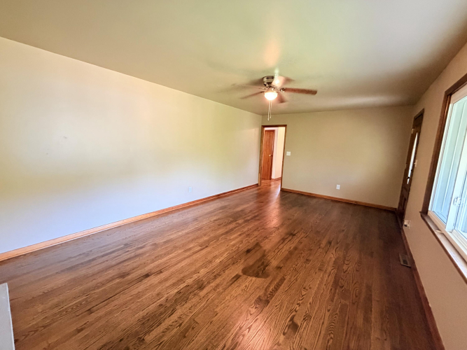 Listing Image 58