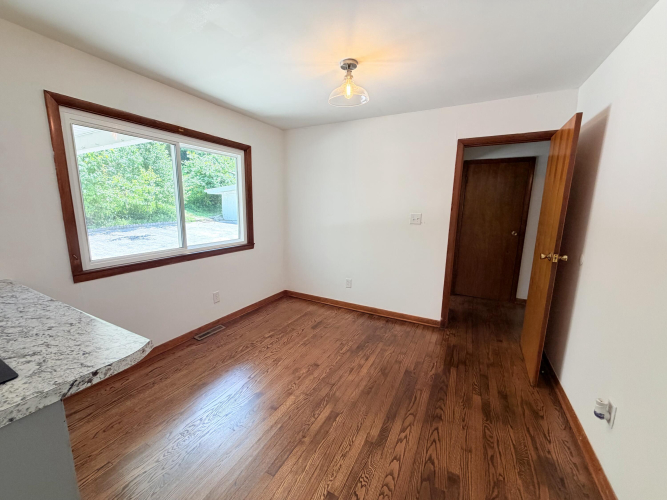 Listing Image 65