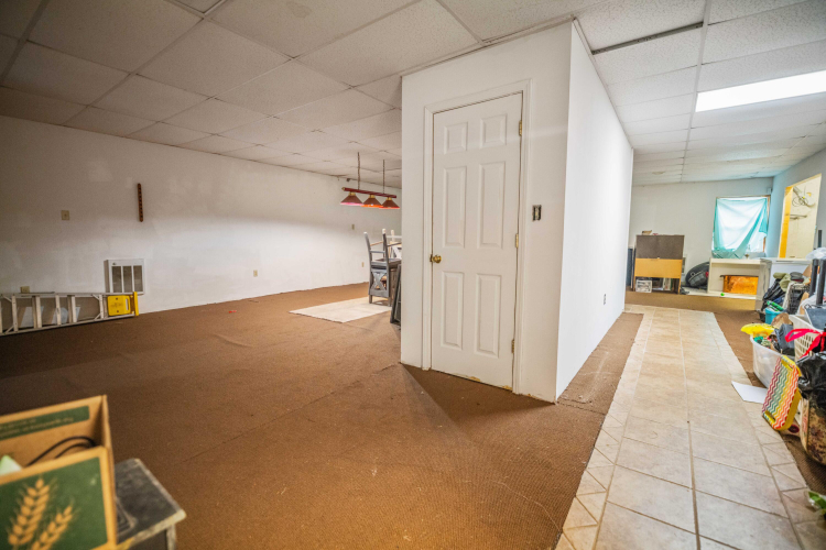 Listing Image 35
