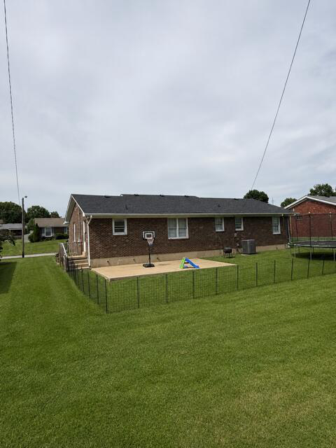 Listing Image 4