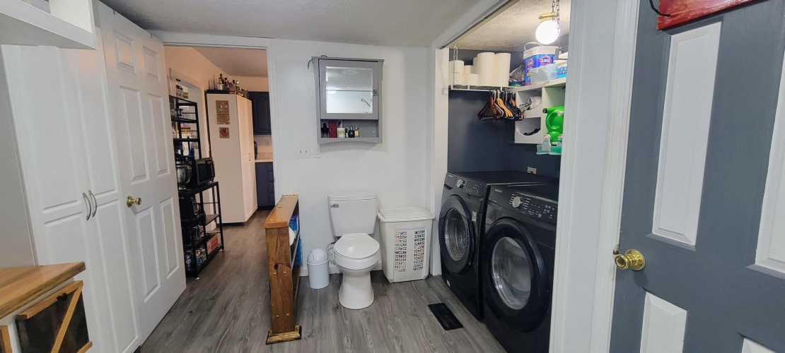 Listing Image 11