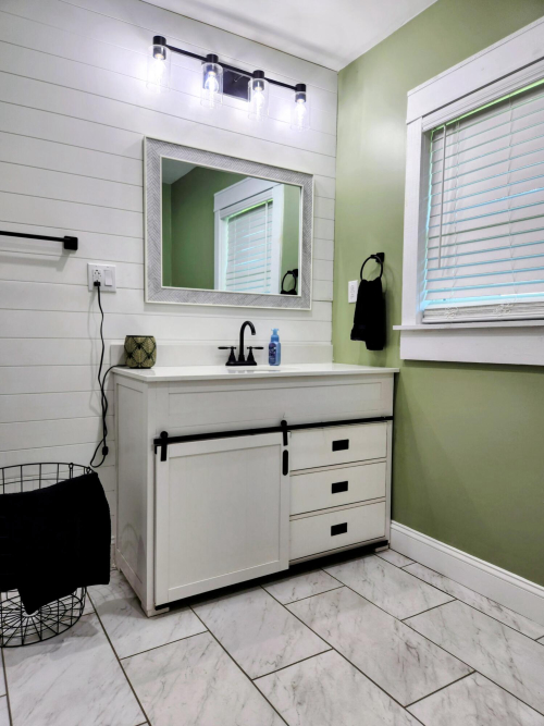 Listing Image 22