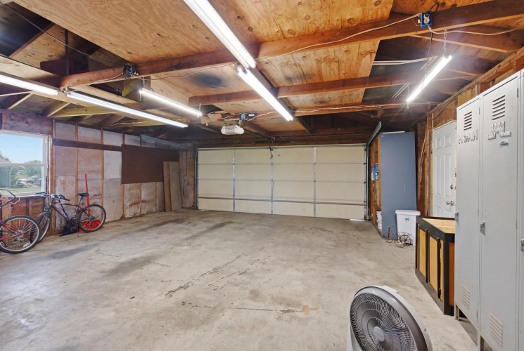 Listing Image 29