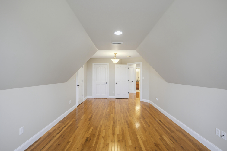 Listing Image 51