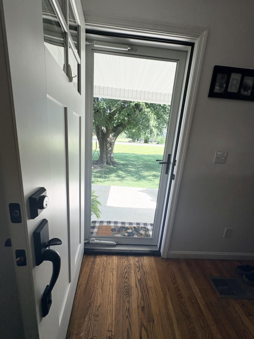 Listing Image 15