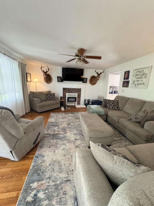 Listing Image 18